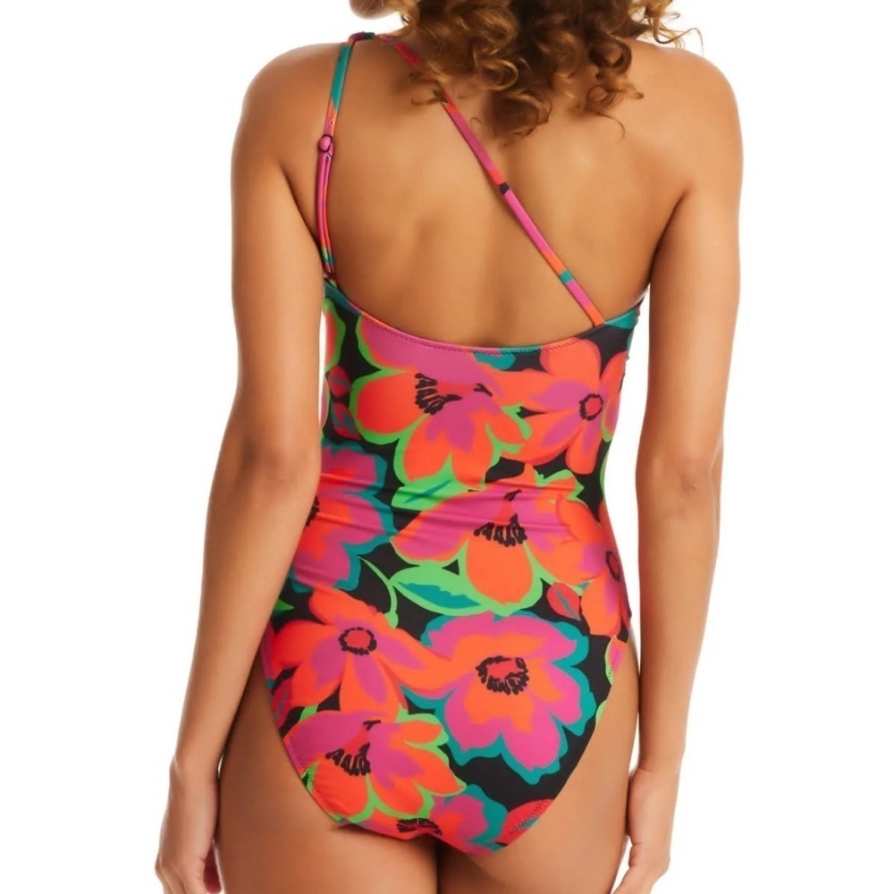 Sanctuary Printed Gardener One-Shoulder One-Piece Swimsuit - Picture 3 of 9